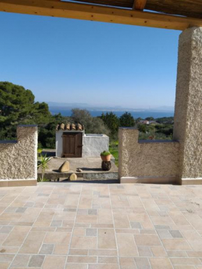 Villetta panoramica con vista mare Carloforte